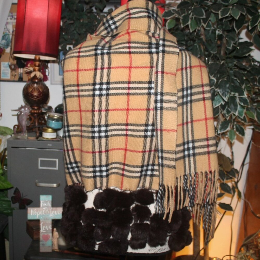 Nova Check Tartan Plaid Wrap w Fringe and Genuine Rabbit Fur Bottom Sz OS S M L - Picture 6 of 8
